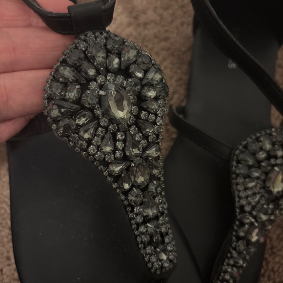 Black thong sandals - Picture 2 of 6